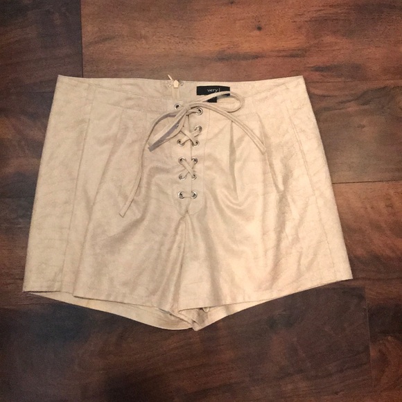 NWOT - Very J Gold/Tan Lace up Shorts - Picture 3 of 7